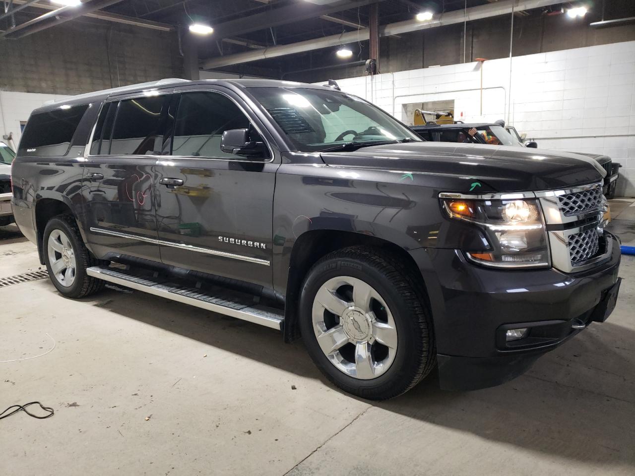 2017 Chevrolet Suburban - Image 4