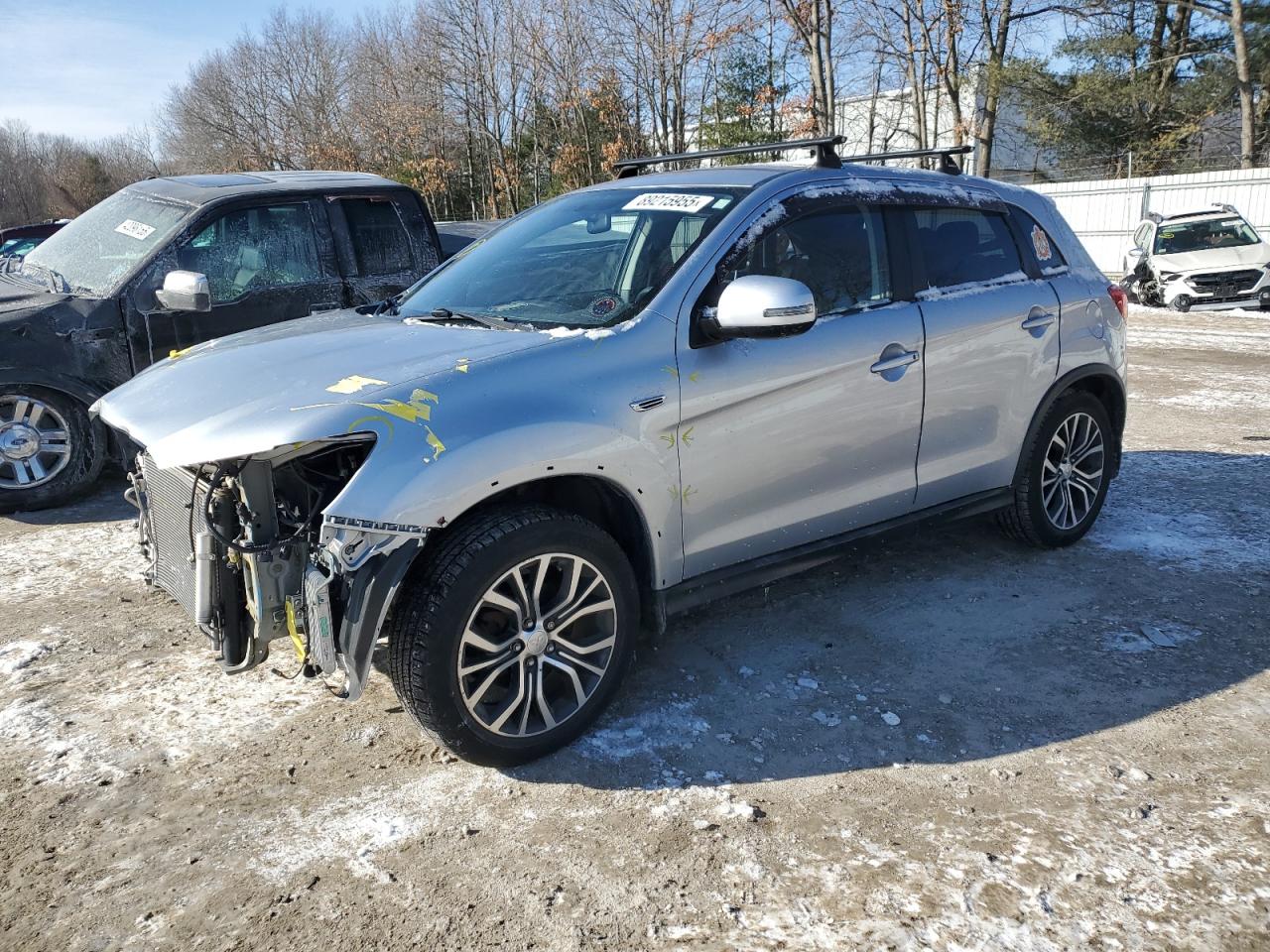 2017 Mitsubishi Outlander - Image 1
