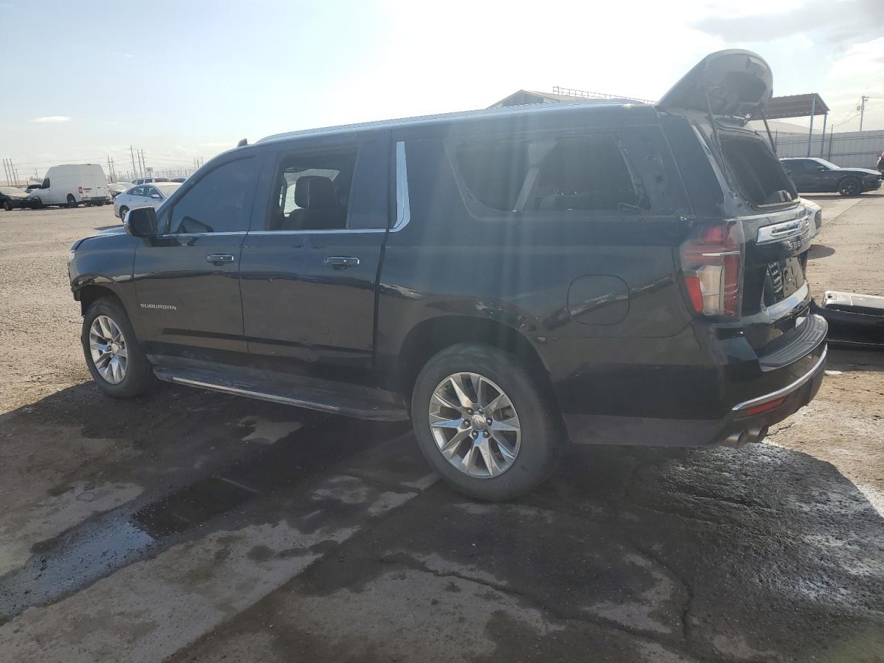 2023 Chevrolet Suburban - Image 2