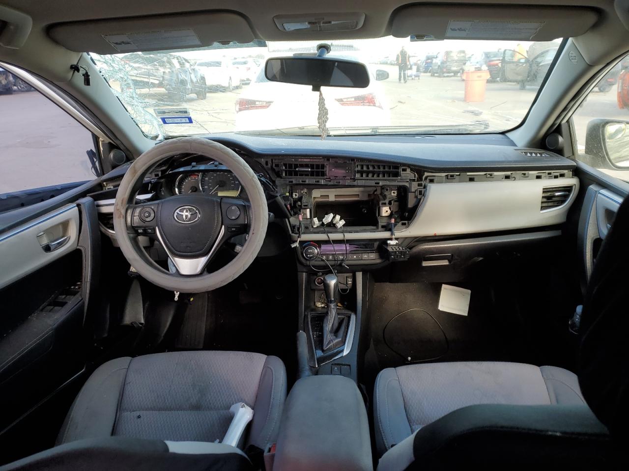 2015 Toyota Corolla - Image 8