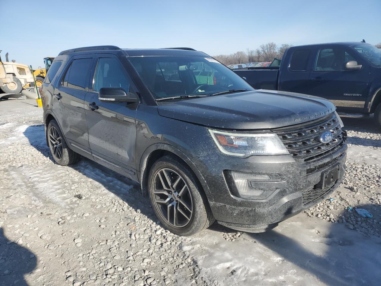 2017 Ford Explorer - Image 4