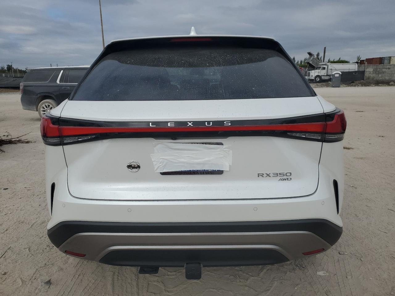 2024 Lexus RX - Image 6