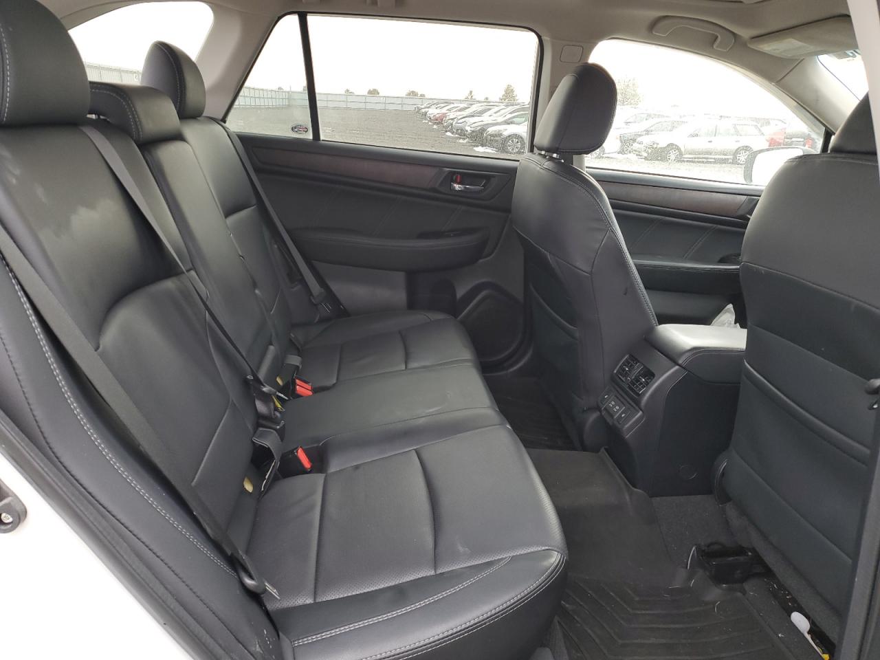 2019 Subaru Outback - Image 11