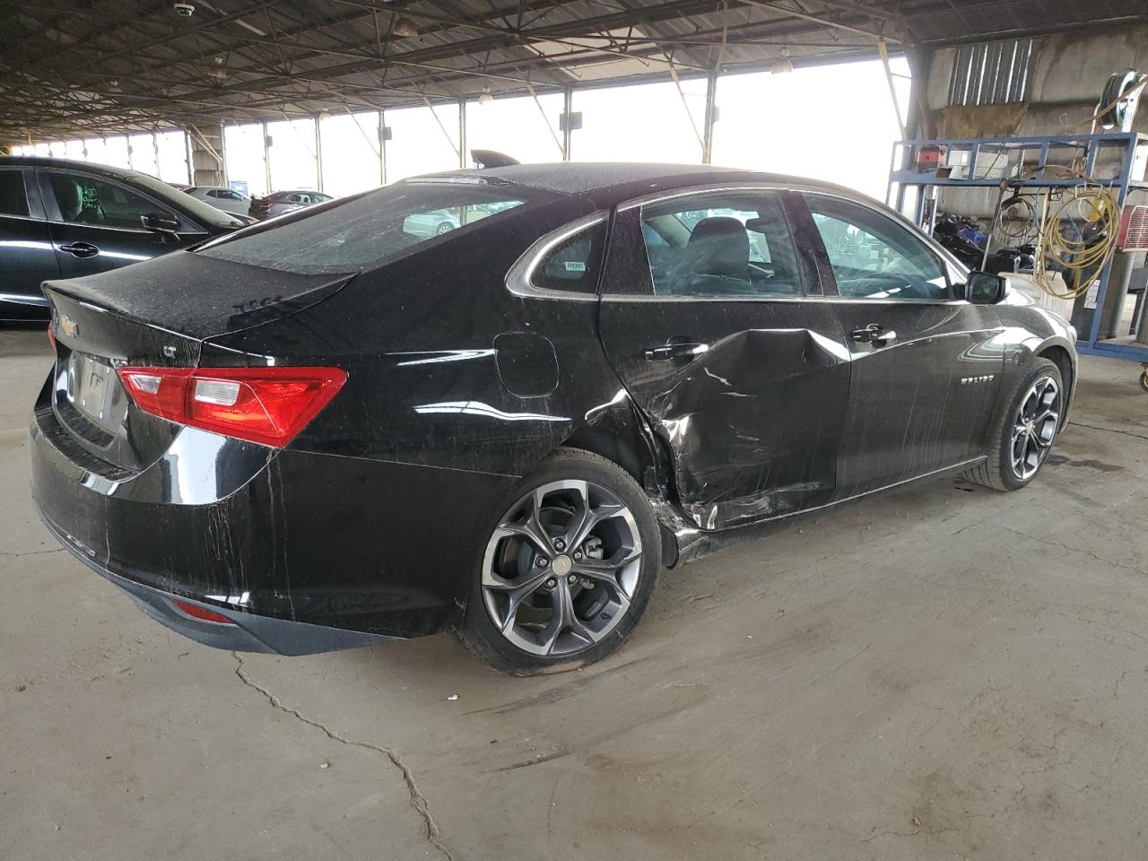 2023 Chevrolet Malibu - Image 3