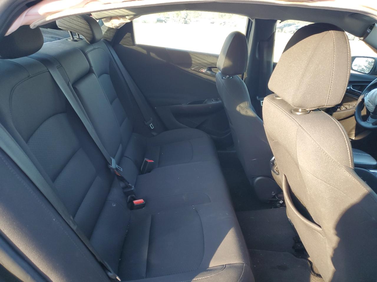 2017 Chevrolet Malibu - Image 10