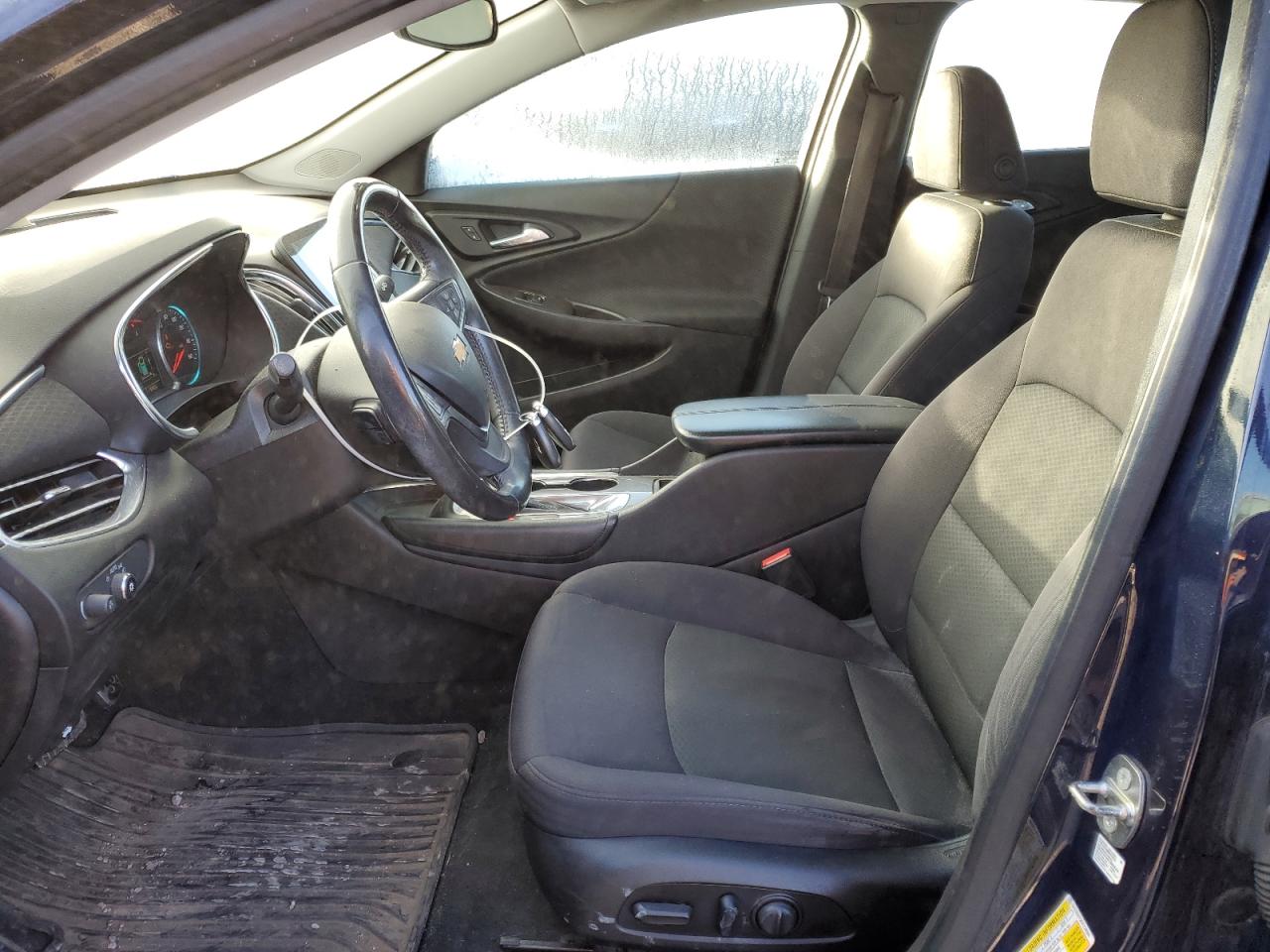 2017 Chevrolet Malibu - Image 7