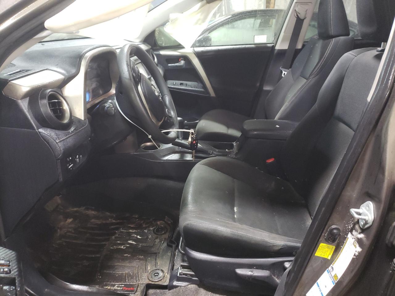 2015 Toyota RAV 4 - Image 7