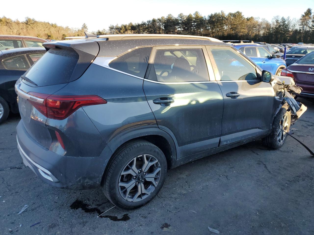 2021 Kia Seltos - Image 3