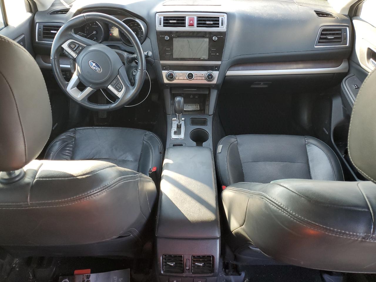 2015 Subaru Outback - Image 8