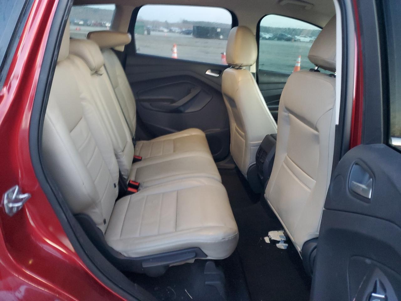 1FMCU0GDXHUE84477 FORD ESCAPE 2017