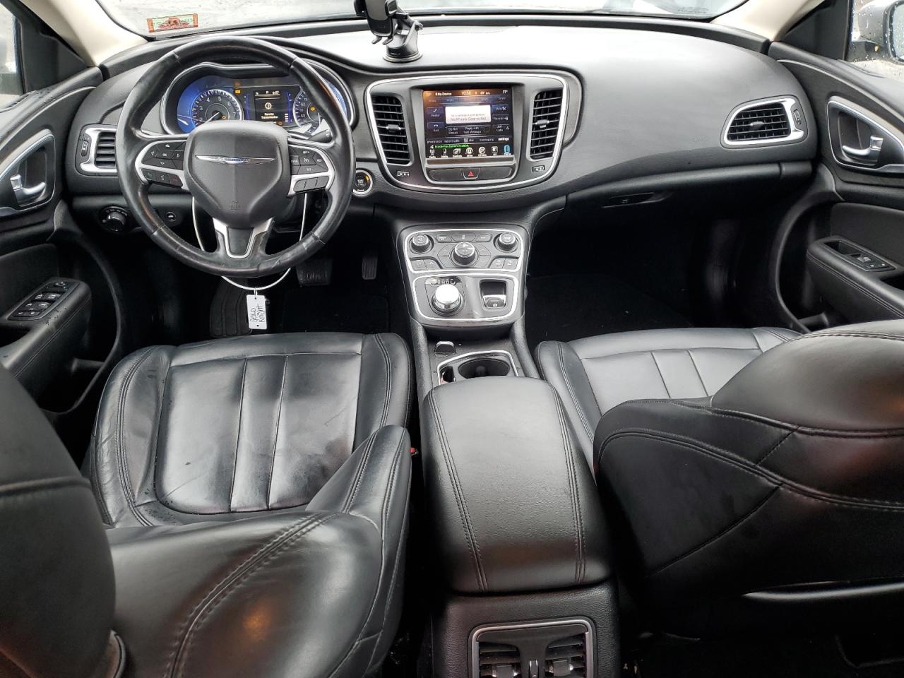 2016 Chrysler 200 - Image 8