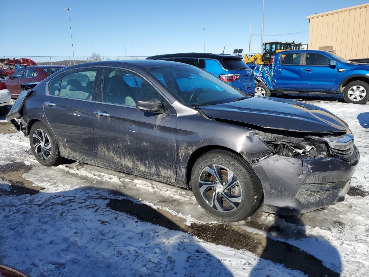 VIN 1HGCR2F37HA287487 2017 HONDA ACCORD no.4