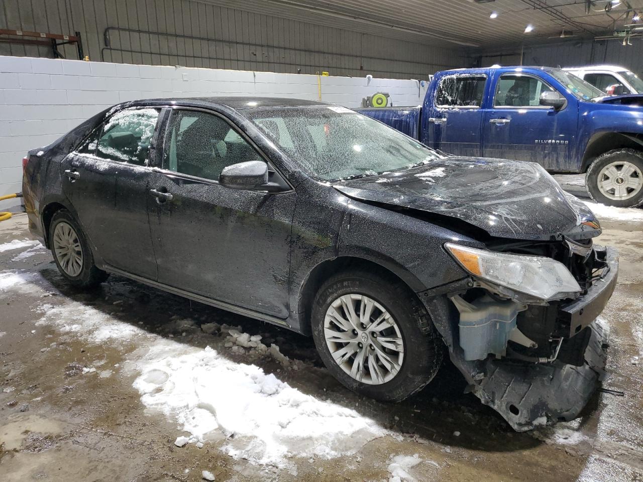 2012 Toyota Camry - Image 4