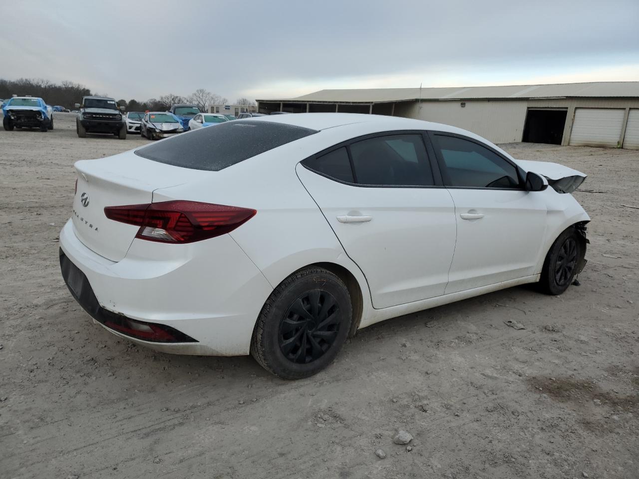 2020 Hyundai Elantra - Image 3
