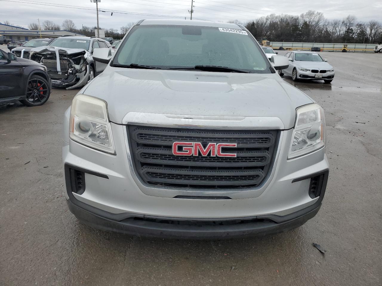 2017 GMC Terrain - Image 5