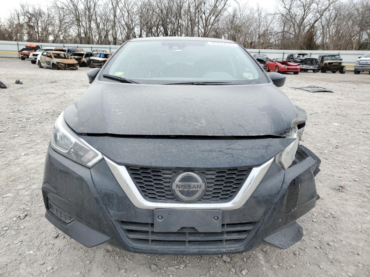 2021 Nissan Versa - Image 5