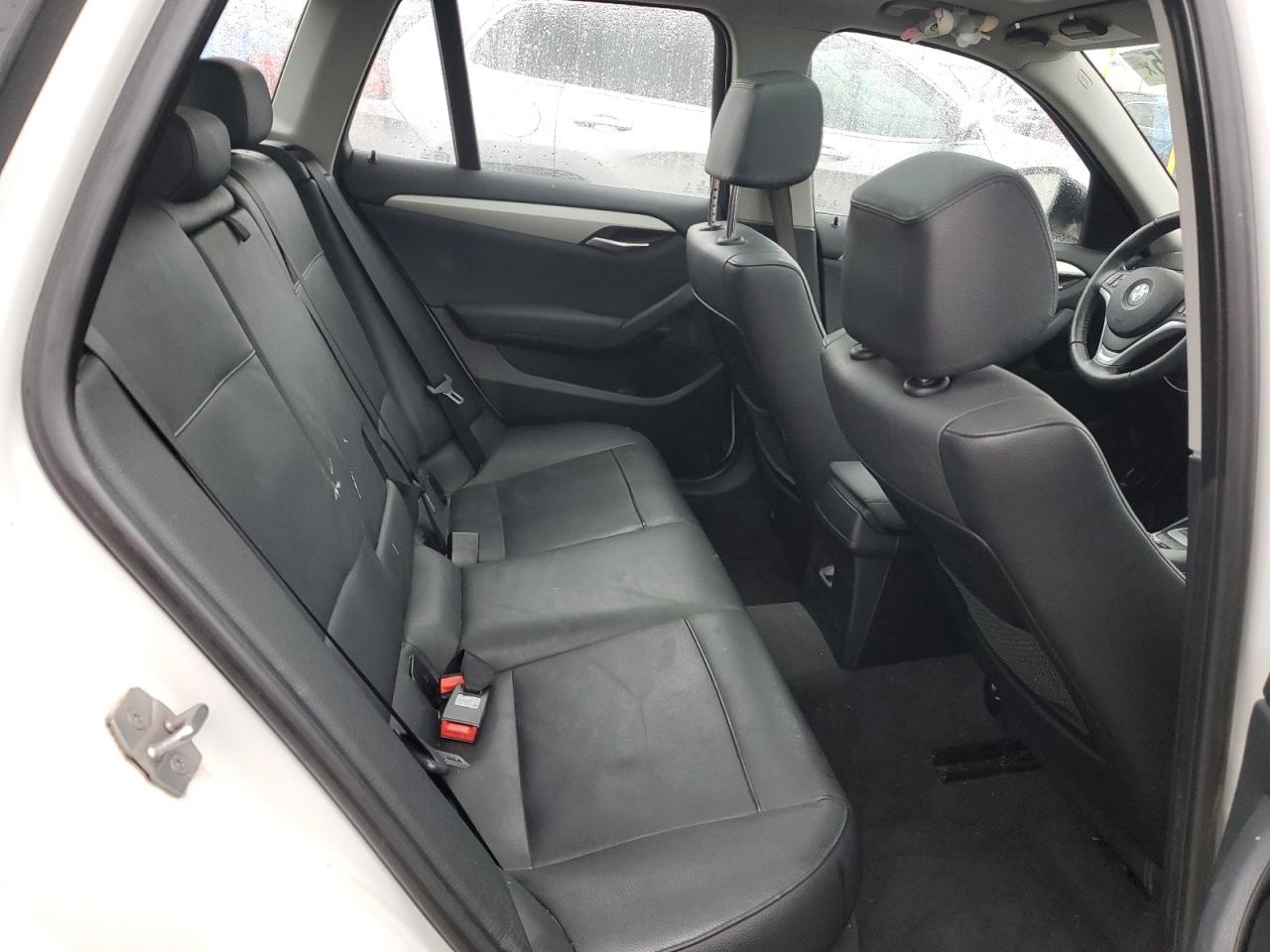 2015 BMW X1 - Image 10