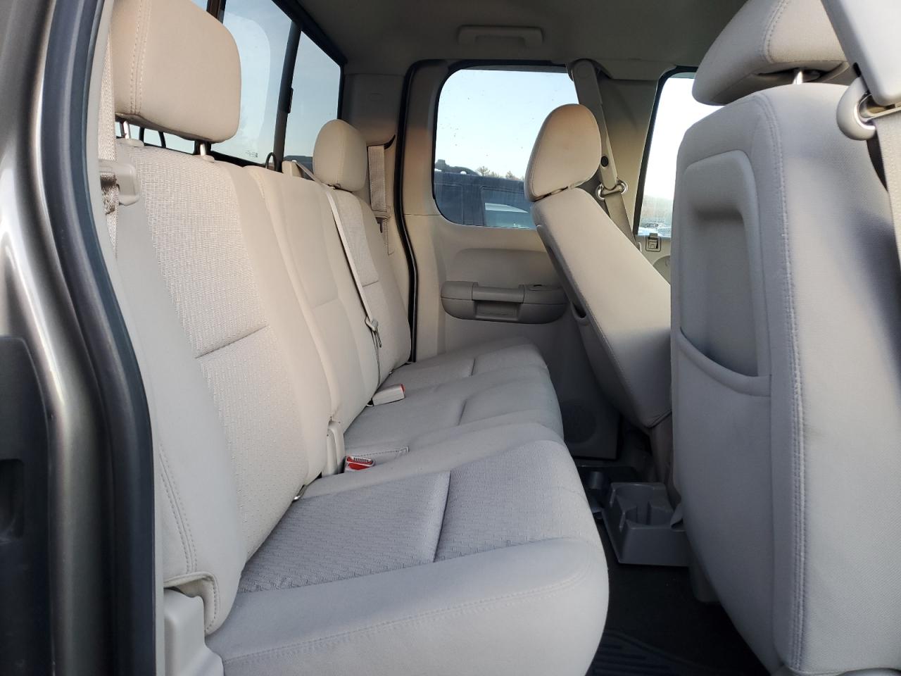 2013 GMC Sierra - Image 10