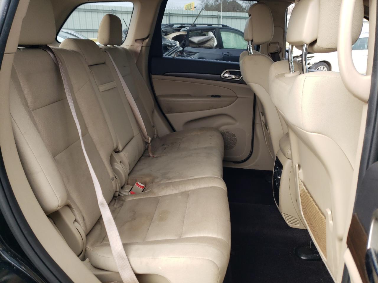 2017 Jeep Grand Cherokee - Image 11