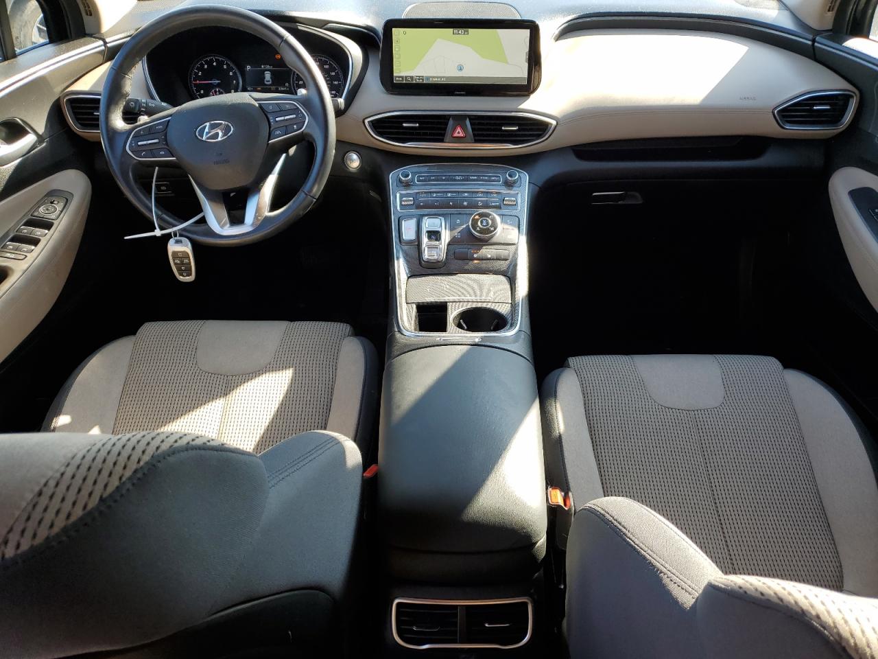 2023 Hyundai Santa Fe - Image 8