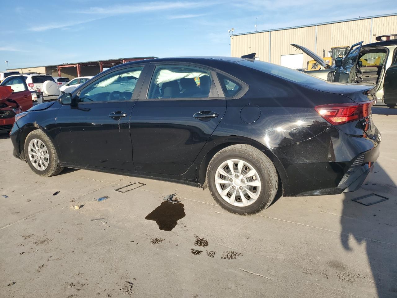 2023 Kia Forte - Image 2