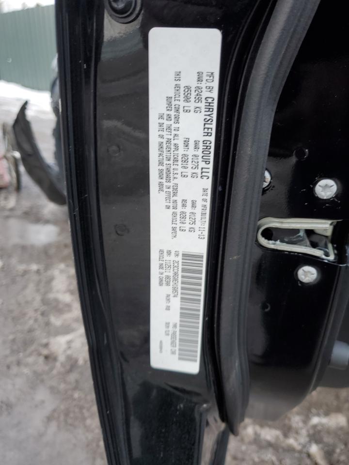 2014 Chrysler 300 - Image 12