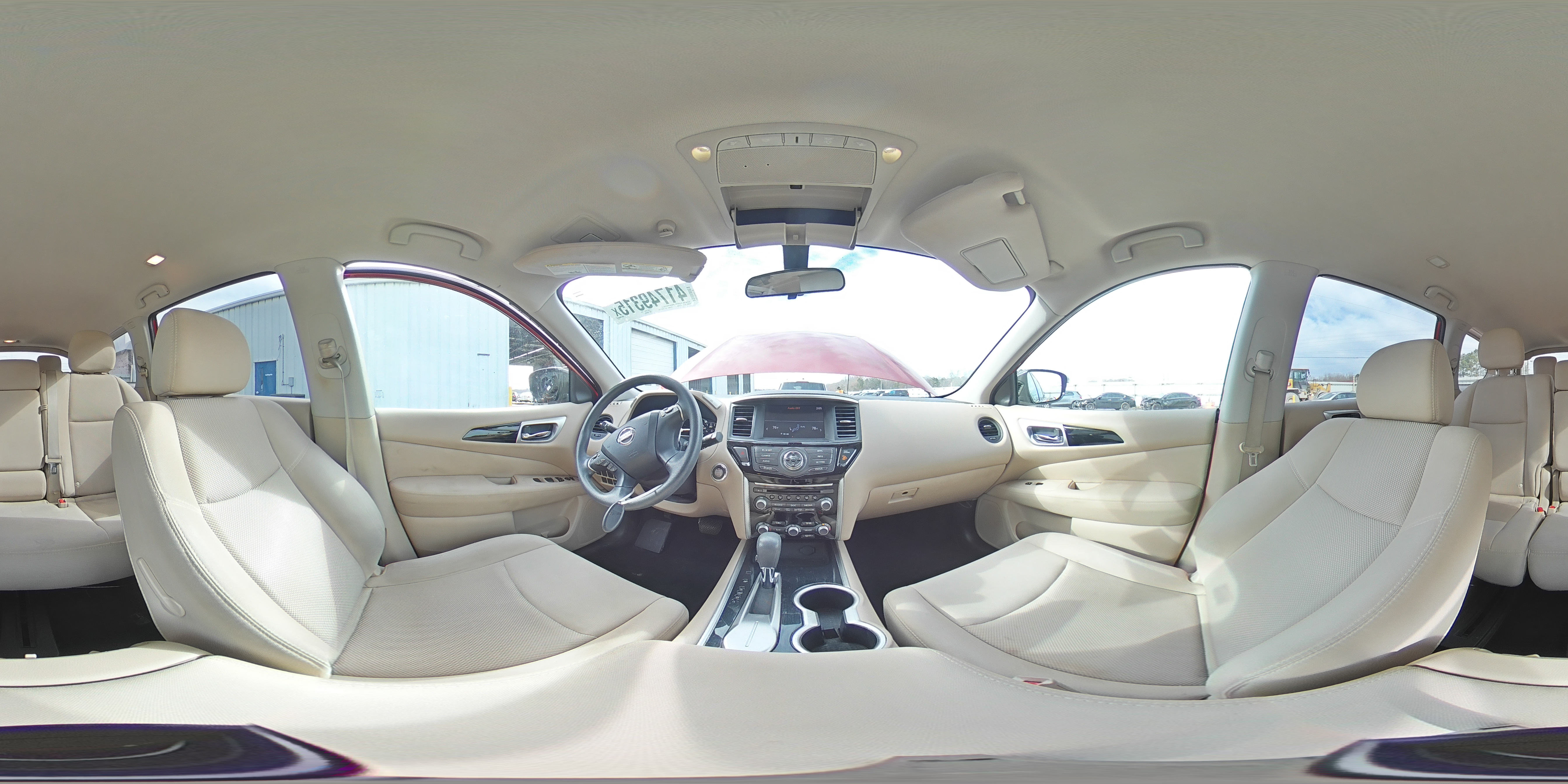 2017 Nissan Pathfinder - Image 16