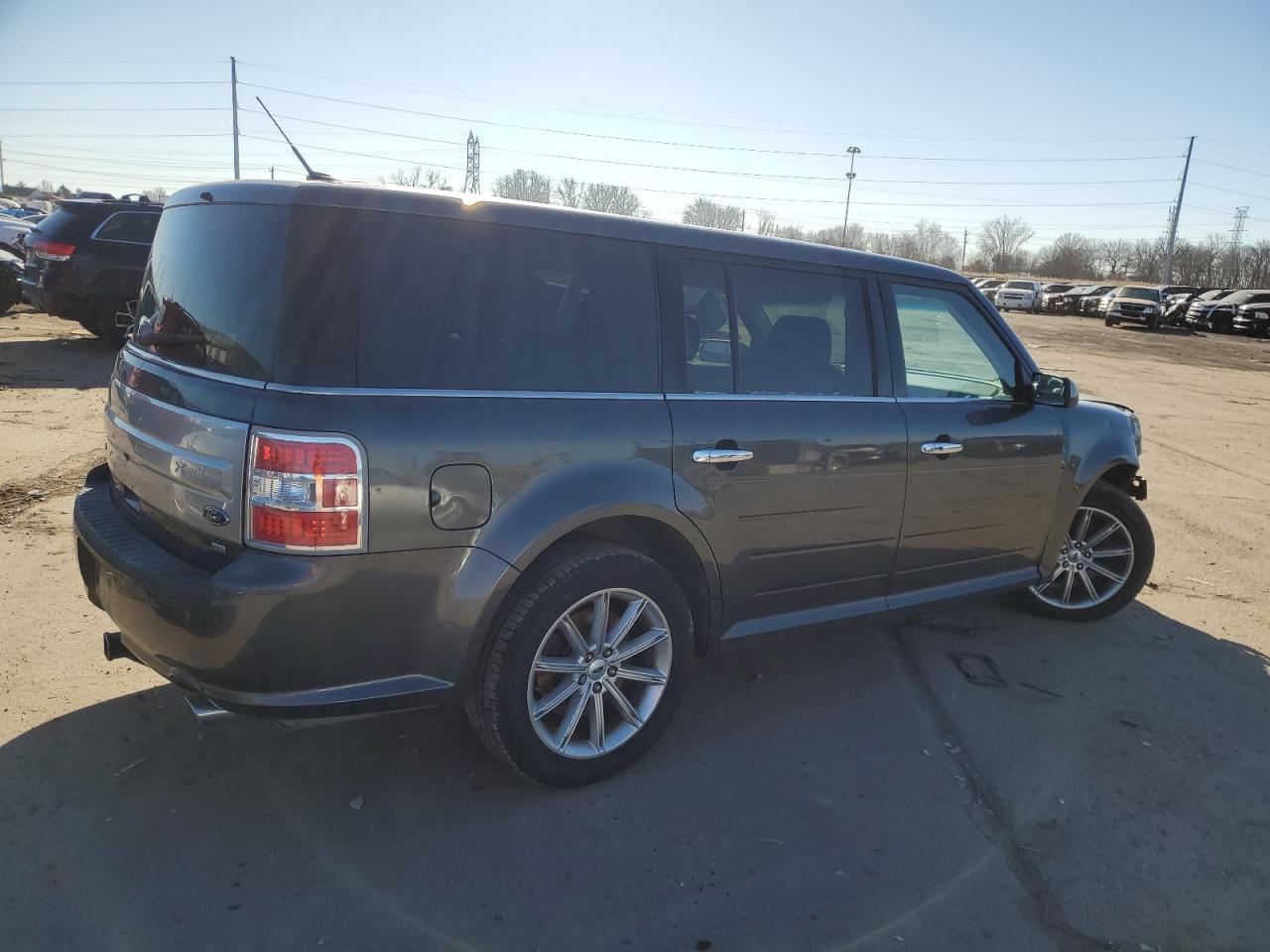 VIN 2FMHK6D87JBA00959 2018 FORD FLEX no.3