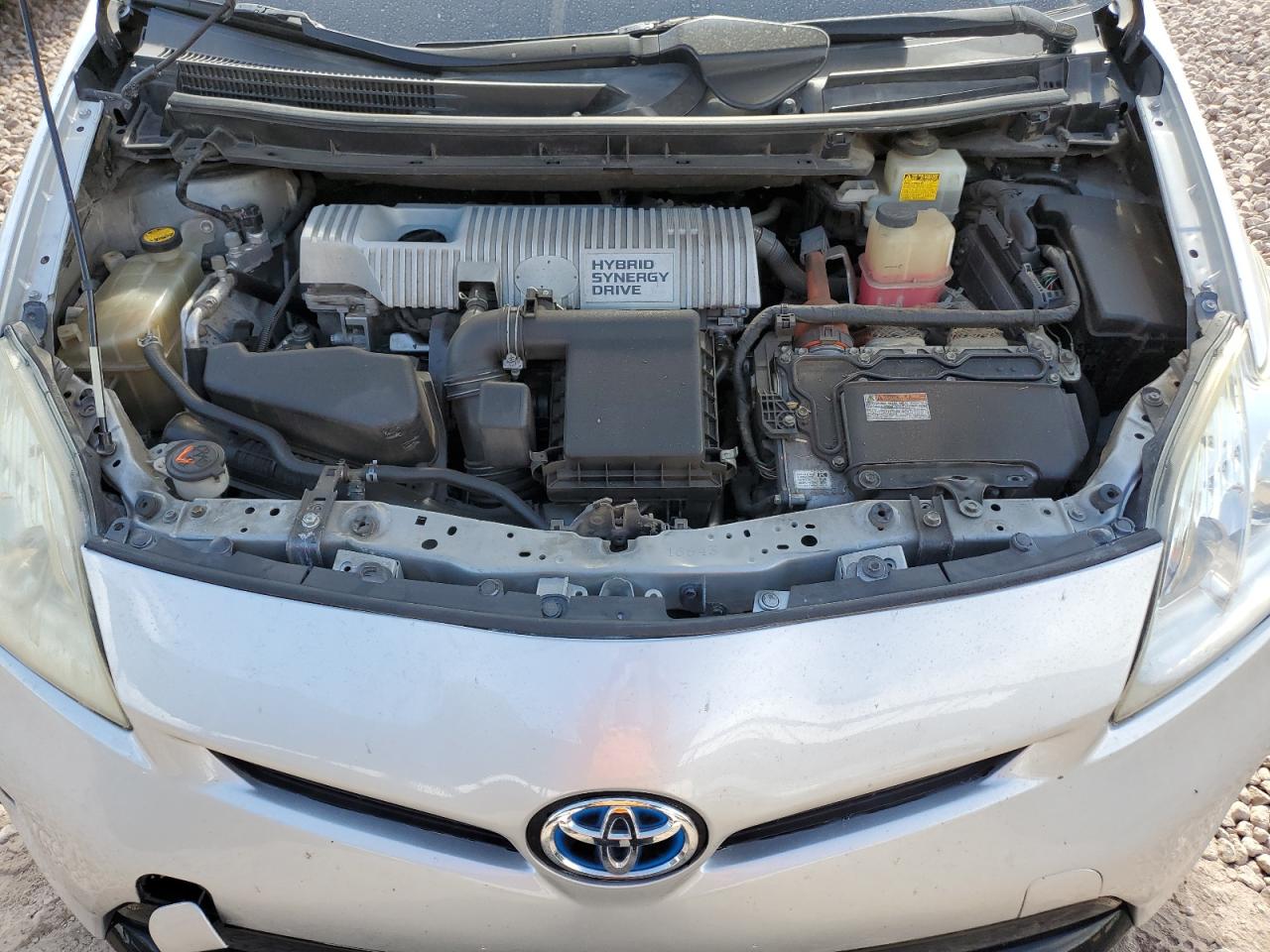 2013 Toyota Prius - Image 11