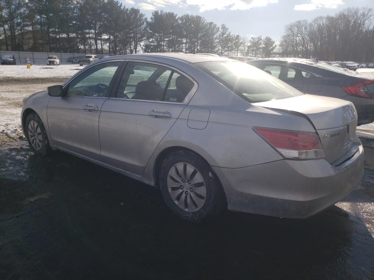 2010 Honda Accord - Image 2