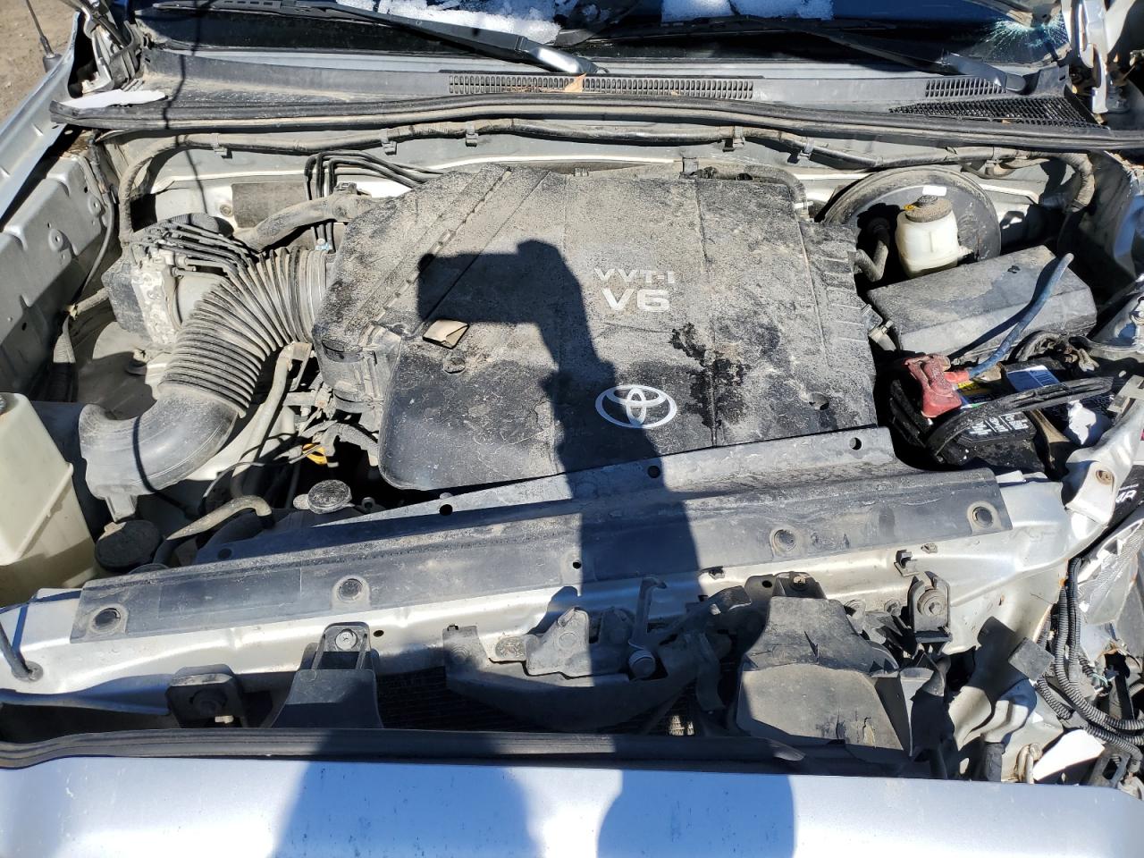 2010 Toyota Tacoma - Image 12