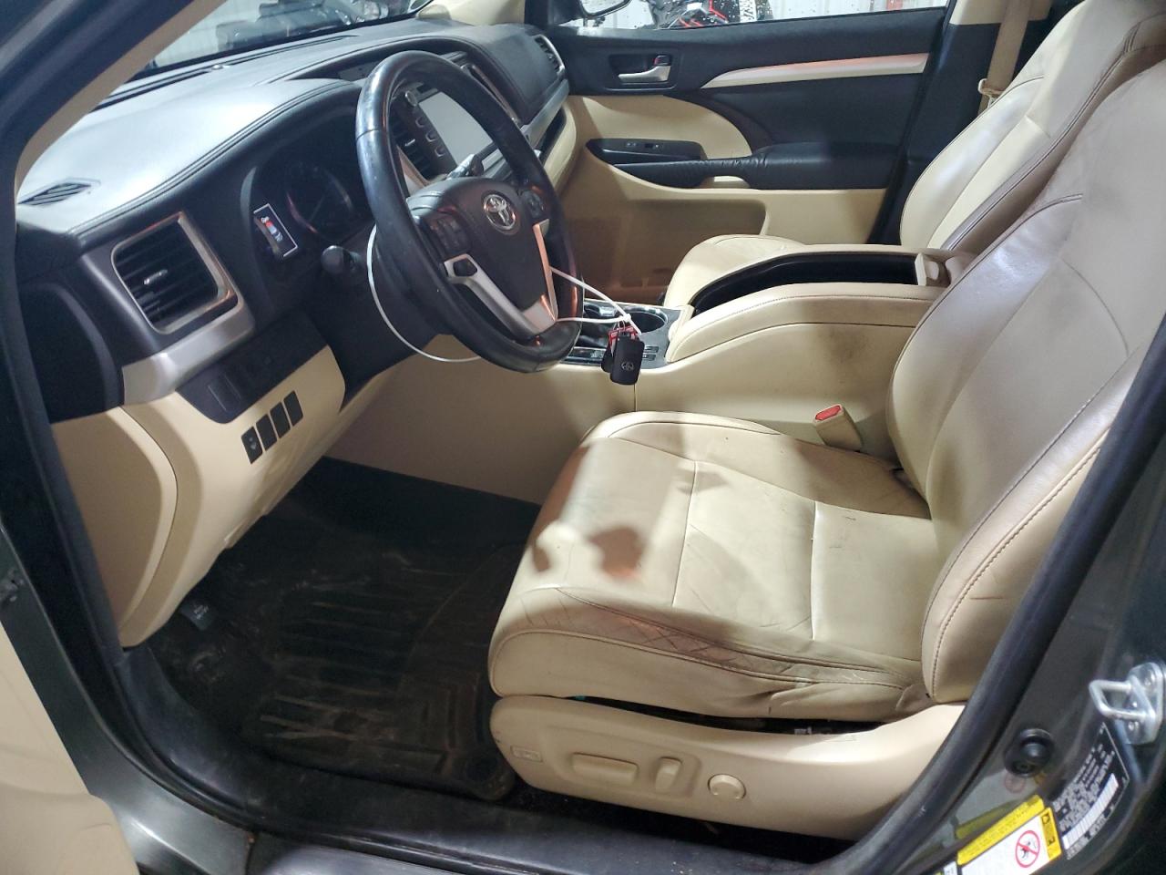 2015 Toyota Highlander Xle VIN: 5TDKKRFH6FS044837 Lot: 41448815