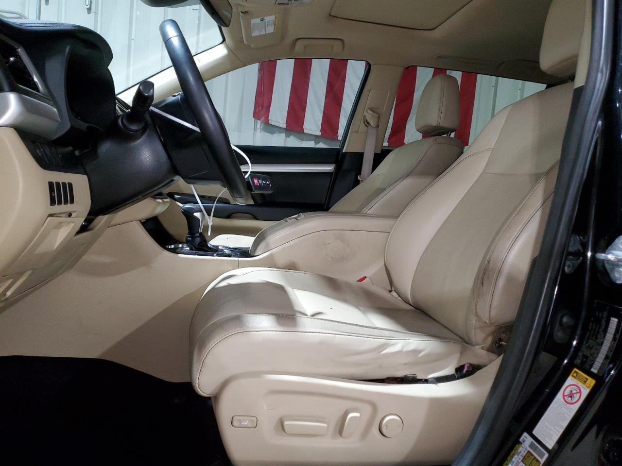 2018 Toyota Highlander - Image 7