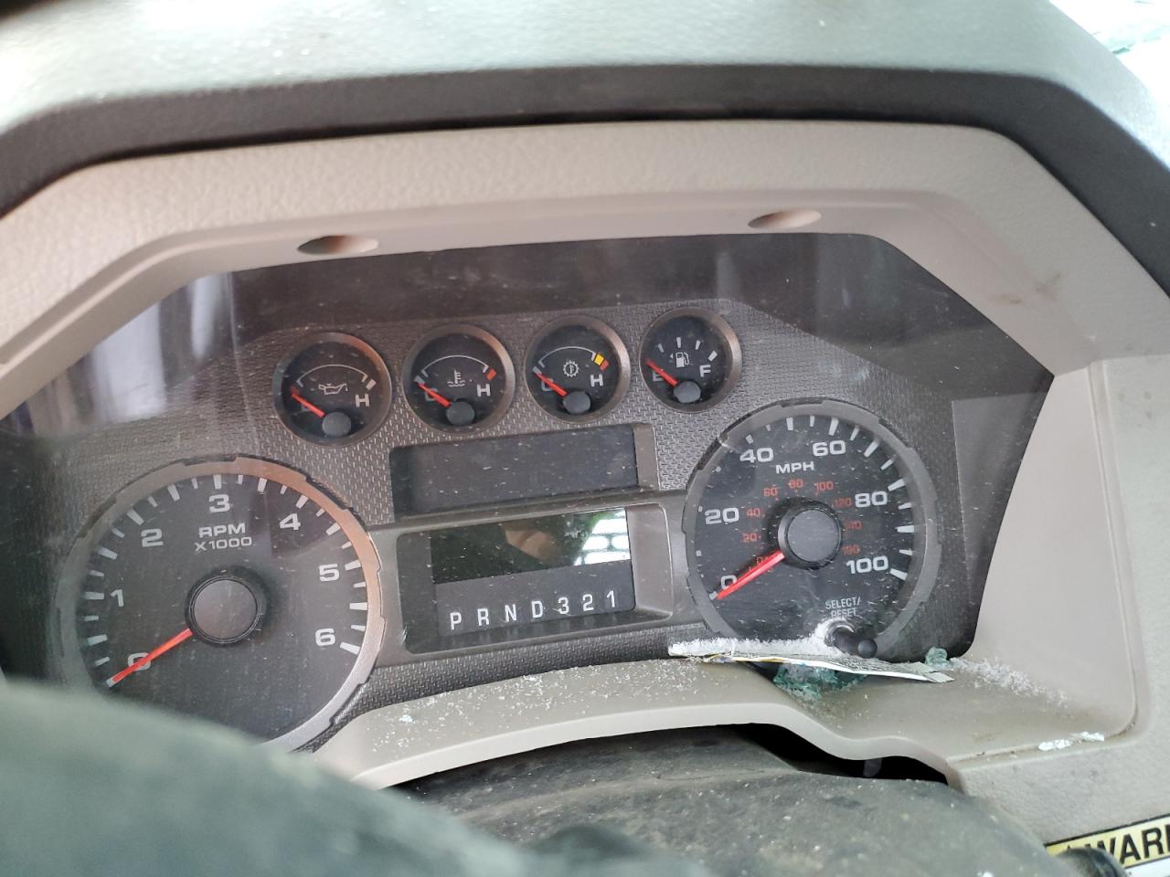 2010 Ford F450 - Image 9