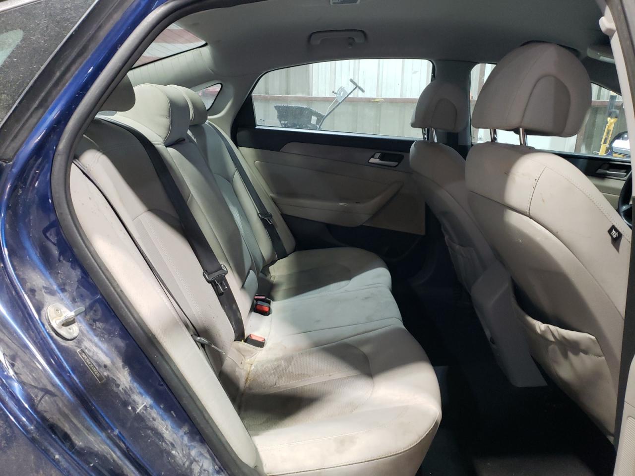 2015 Hyundai Sonata - Image 10