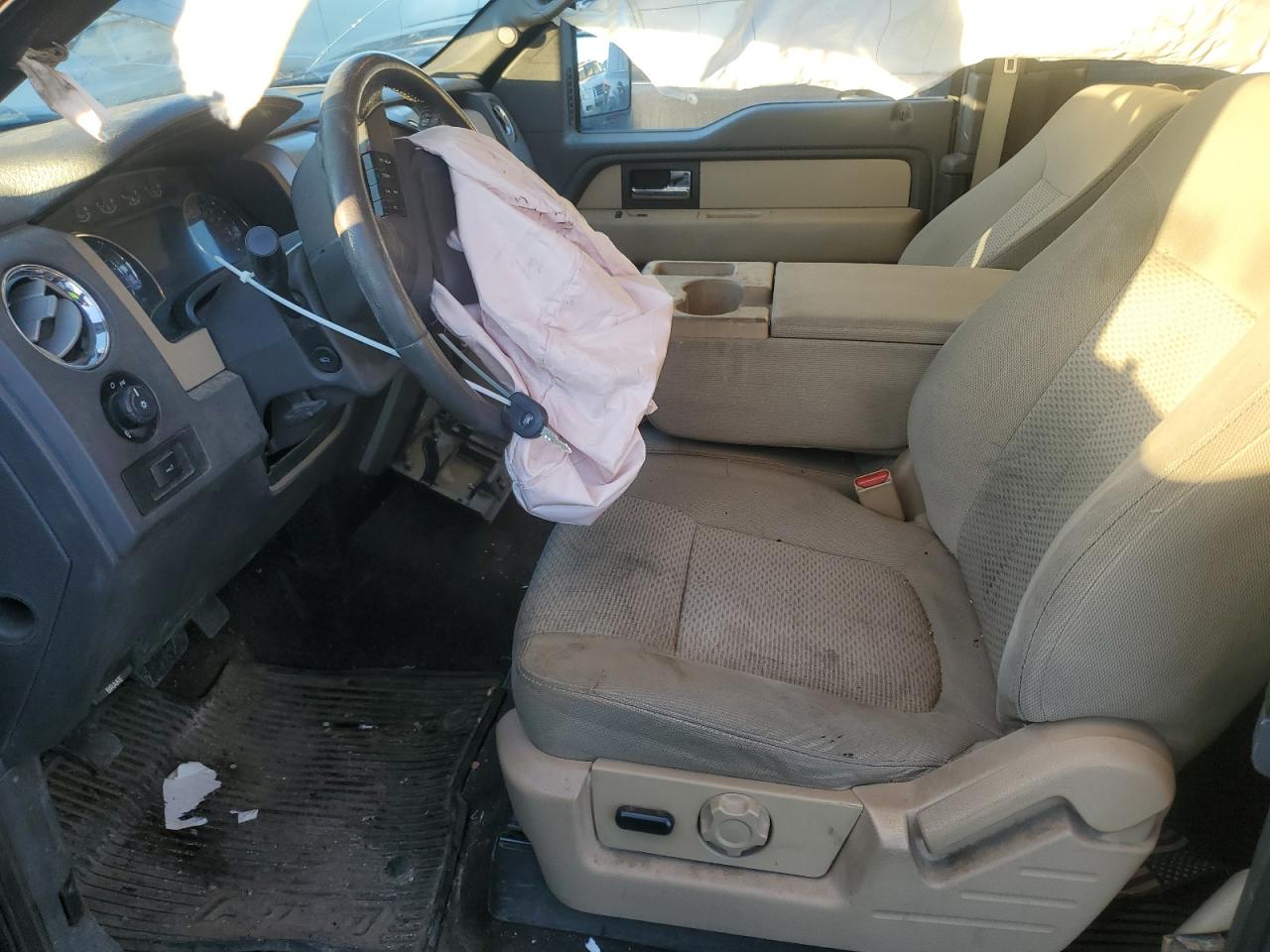 2014 Ford F-150 - Image 7