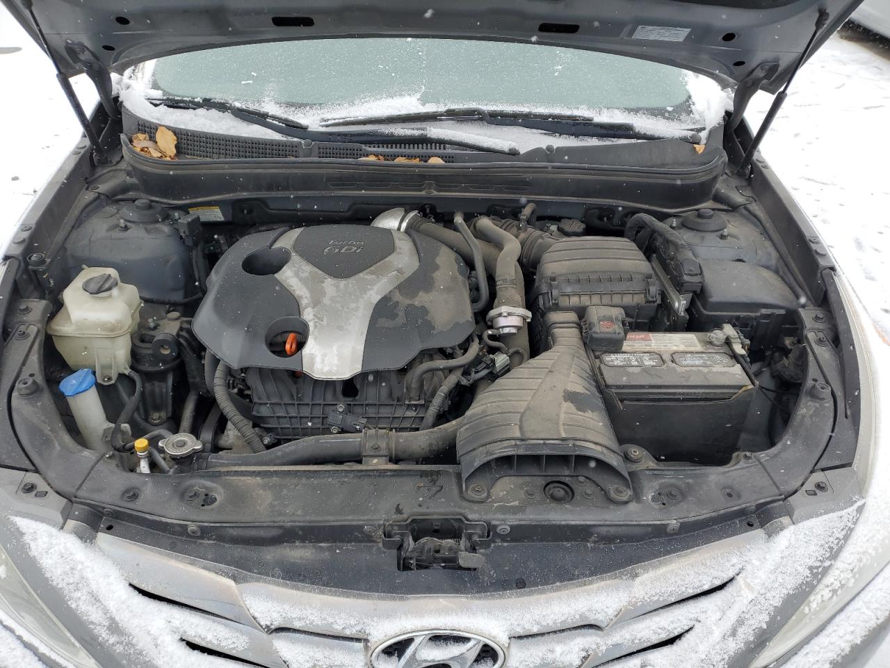 2013 Hyundai Sonata - Image 11