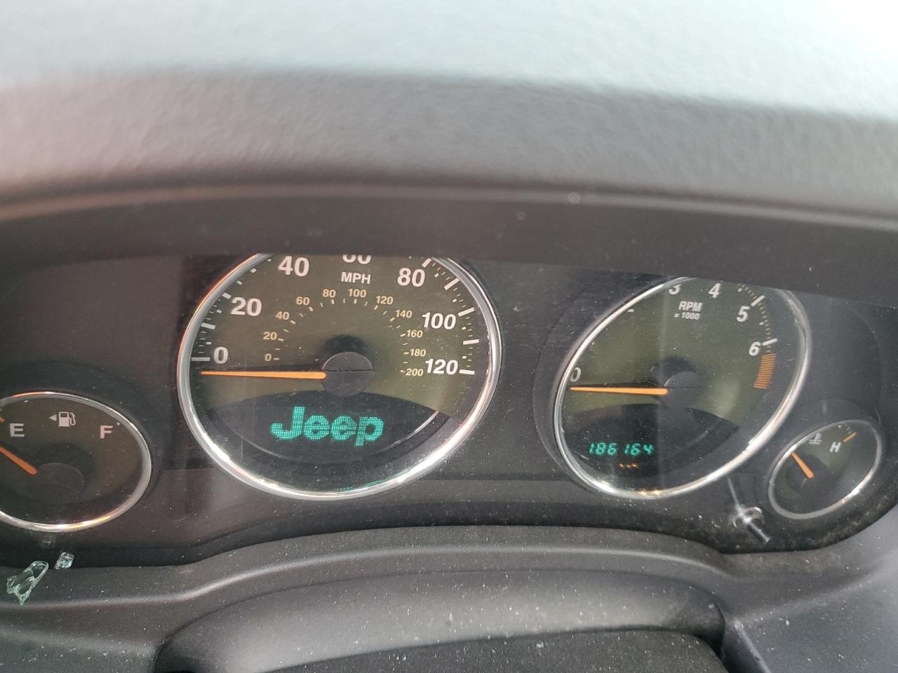 2011 Jeep Compass - Image 9
