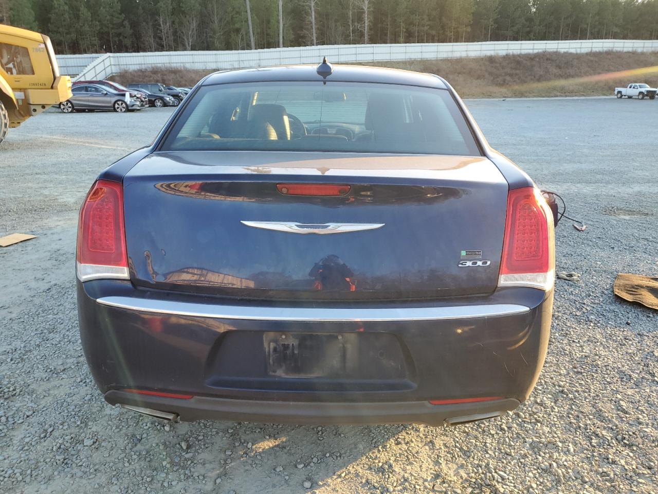 VIN 2C3CCAAG9GH223623 2016 CHRYSLER 300 no.6