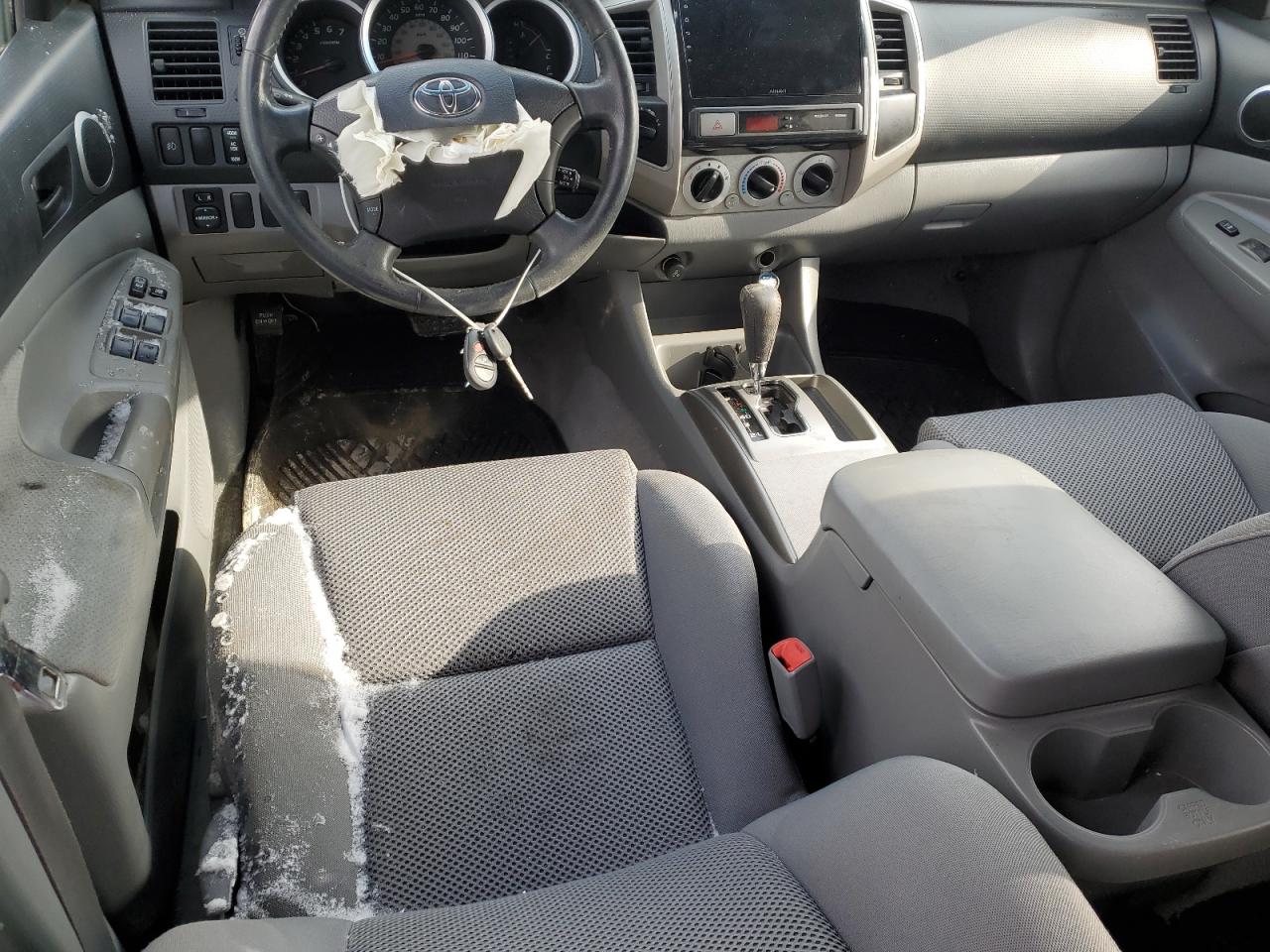 2005 Toyota Tacoma - Image 8