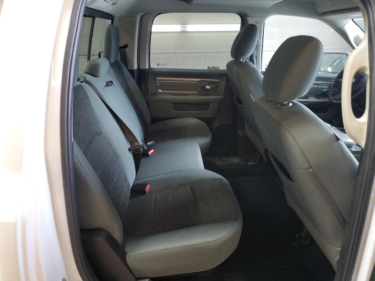 2019 RAM 1500 - Image 11