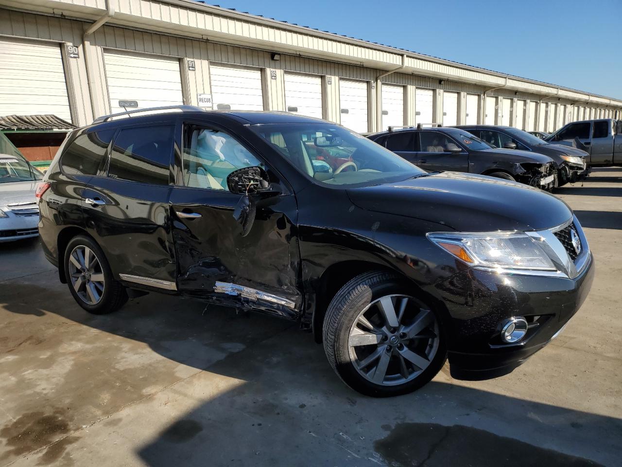 2014 Nissan Pathfinder - Image 4