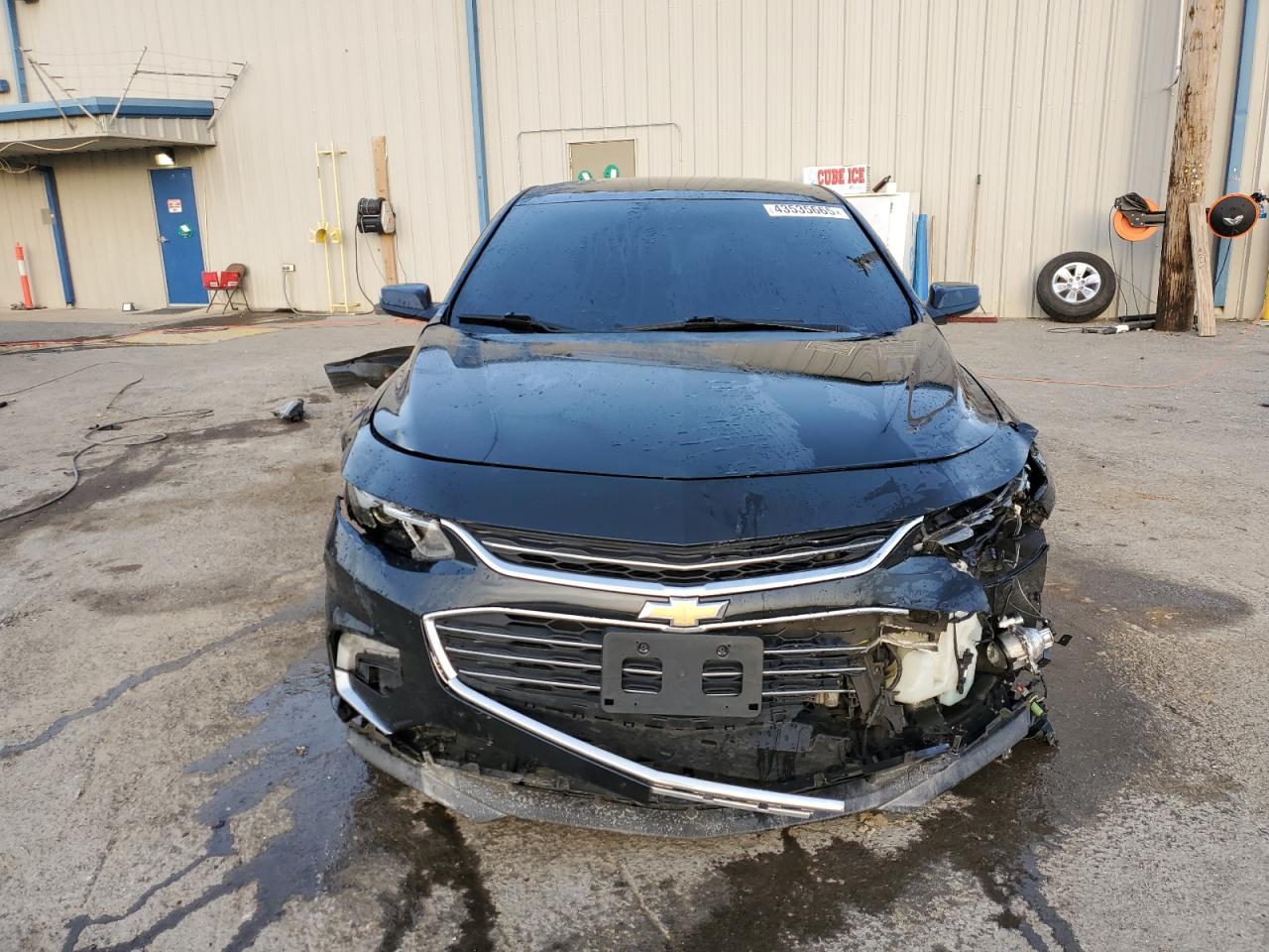 2018 Chevrolet Malibu - Image 5