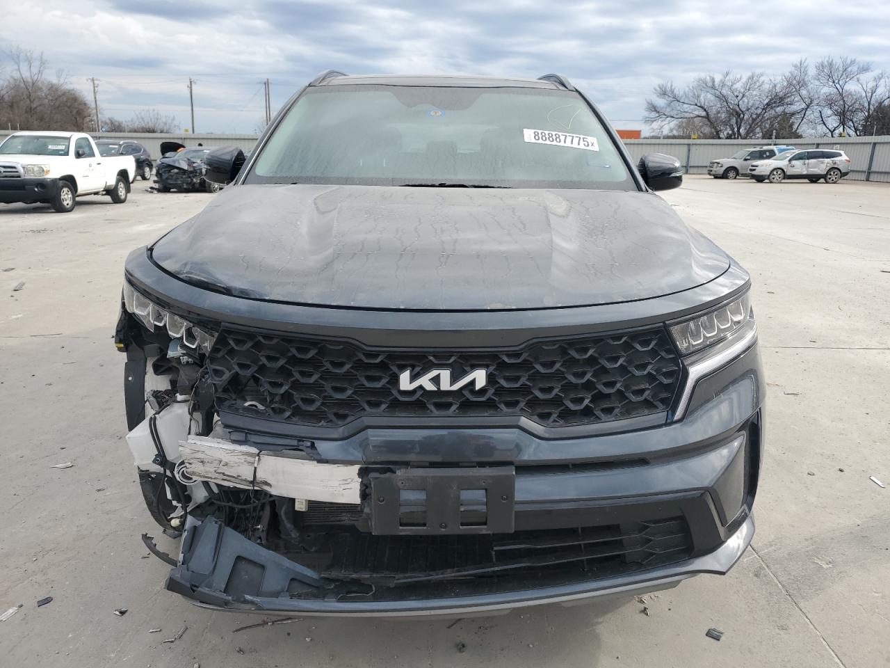 2023 Kia Sorento - Image 5