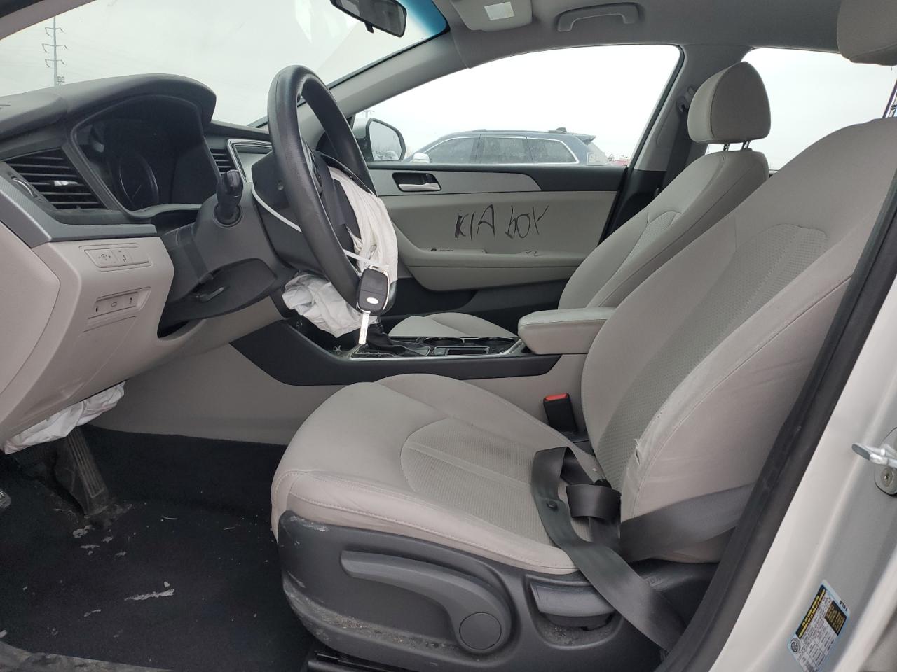 2018 Hyundai Sonata - Image 7