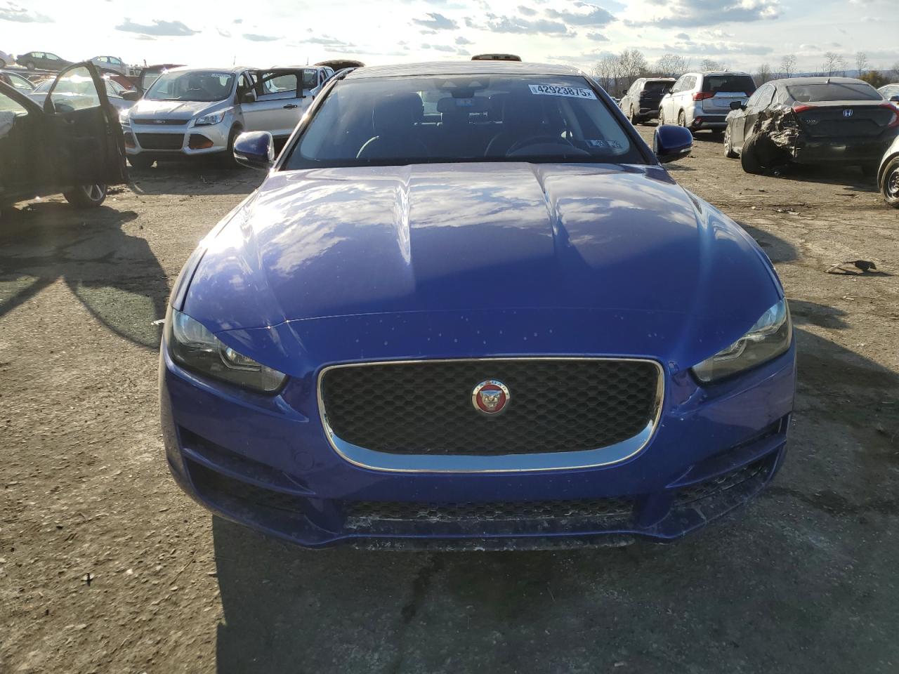 2017 Jaguar XE - Image 5