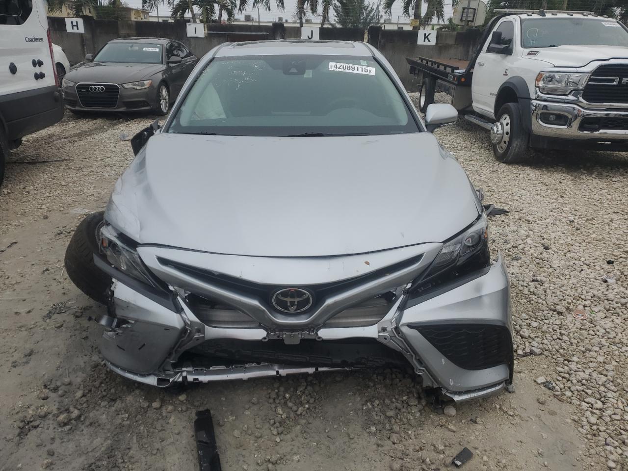 4T1T11AK1RU890719 TOYOTA CAMRY 2024