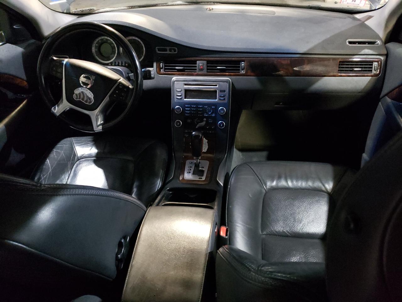 2011 Volvo Xc70 T6 VIN: YV4902BZ6B1099870 Lot: 42609255