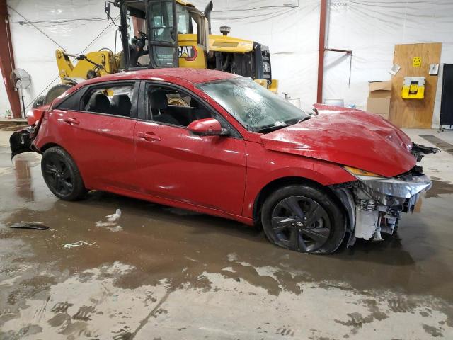  HYUNDAI ELANTRA 2022 Червоний