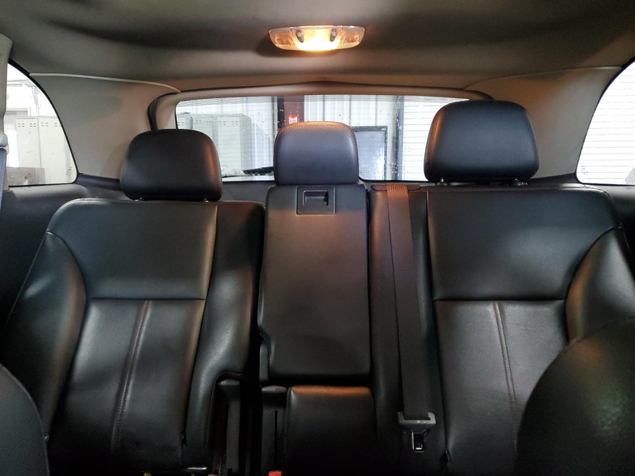 2011 Ford Edge - Image 10